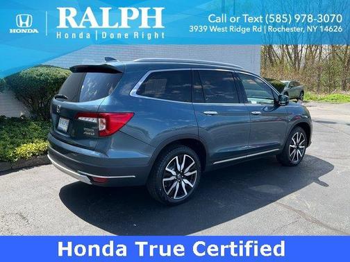2022 Honda Pilot Touring 7-Passenger