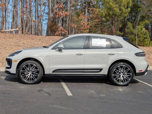 Chalk 2026 Porsche Macan