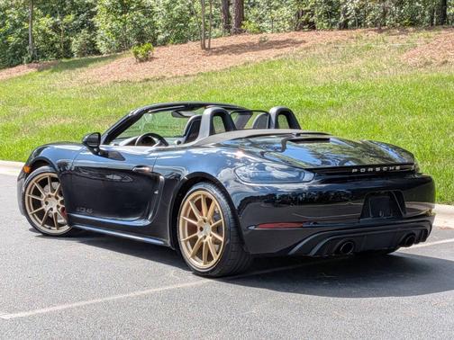Jet Black Metallic 2024 Porsche 718 Boxster
