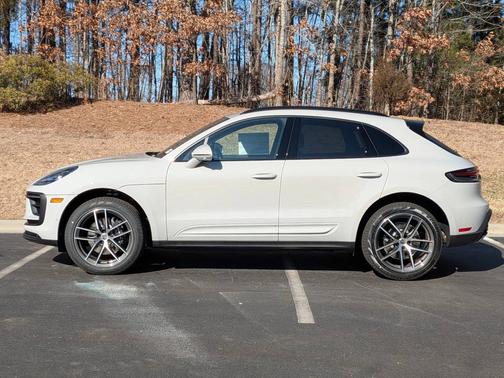 Chalk 2026 Porsche Macan