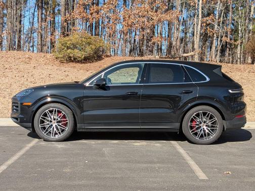 2026 Porsche Cayenne 