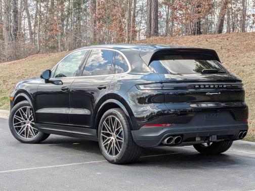 2026 Porsche Cayenne 