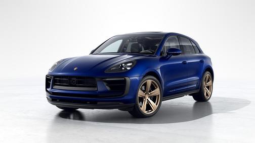 Gentian Blue Metallic 2023 Porsche Macan