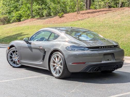 Agate Grey Metallic 2023 Porsche 718 Cayman