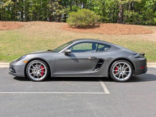 Agate Grey Metallic 2023 Porsche 718 Cayman