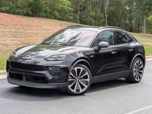 Black 2025 Porsche Macan