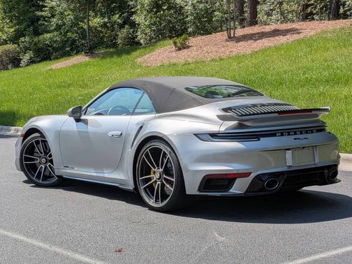 GT-Silver Metallic 2023 Porsche 911