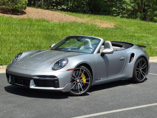 GT-Silver Metallic 2023 Porsche 911