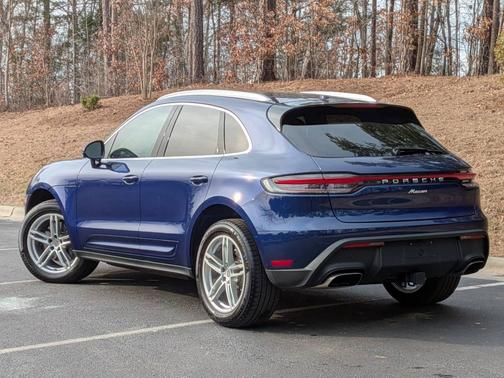 2025 Porsche Macan 