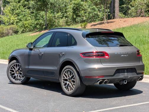 Agate Grey Metallic 2018 Porsche Macan