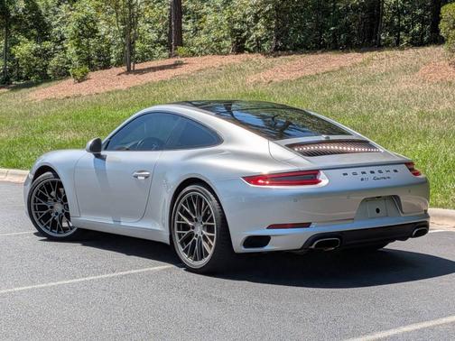 GT-Silver Metallic 2019 Porsche 911