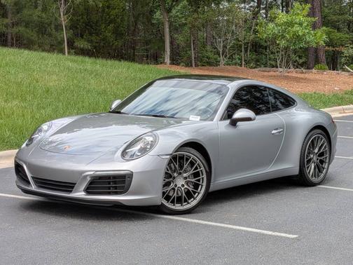 GT-Silver Metallic 2019 Porsche 911
