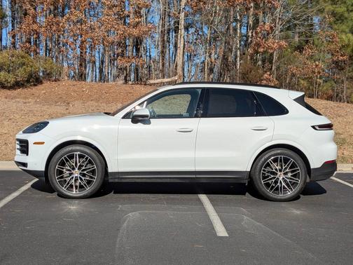 2025 Porsche Cayenne 