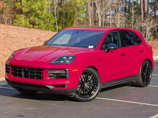 2025 Porsche Cayenne 