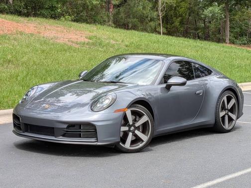 Vanadium Grey Metallic 2026 Porsche 911