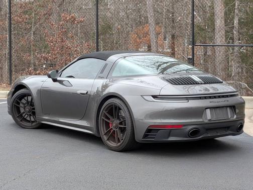 2022 Porsche 911 