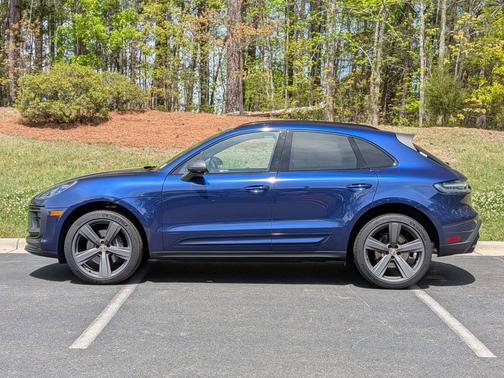 2025 Porsche Macan 