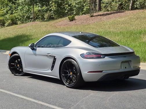 GT-Silver Metallic 2024 Porsche 718 Cayman