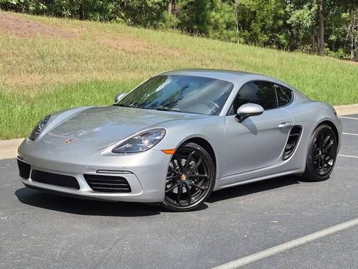 GT-Silver Metallic 2024 Porsche 718 Cayman
