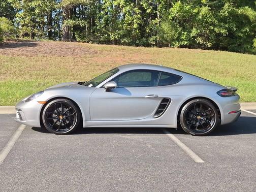 GT-Silver Metallic 2024 Porsche 718 Cayman