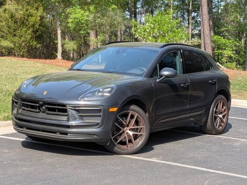 2023 Porsche Macan 