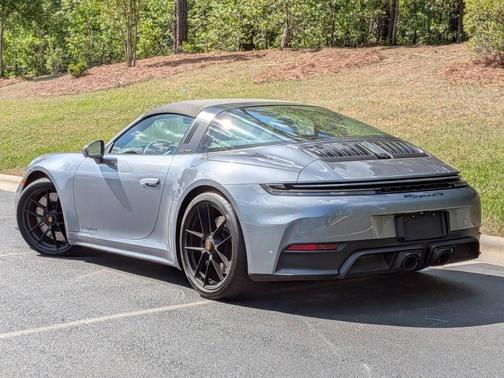 Vanadium Grey Metallic 2025 Porsche 911