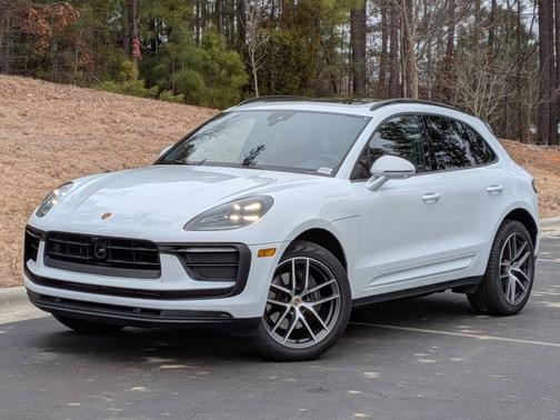 2025 Porsche Macan 