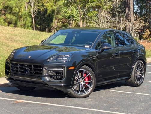 2025 Porsche Cayenne 