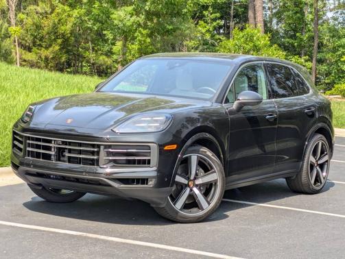 2025 Porsche Cayenne 