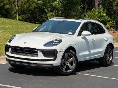 2025 Porsche Macan 