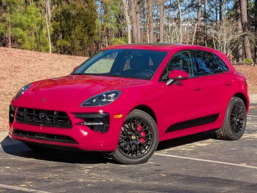 2020 Porsche Macan 
