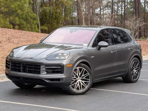 2025 Porsche Cayenne 