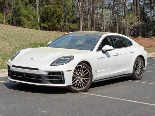 2024 Porsche Panamera 