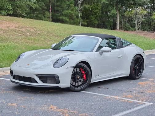 Chalk 2023 Porsche 911