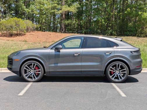 Quartzite Grey Metallic 2024 Porsche Cayenne