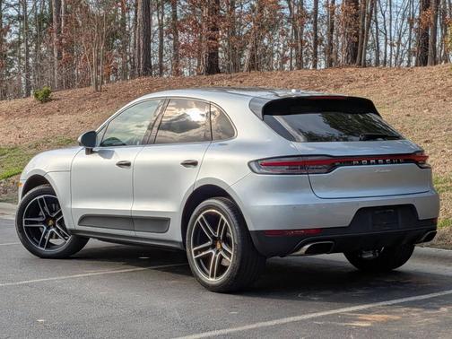 2021 Porsche Macan 