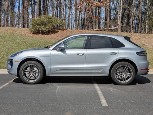 2020 Porsche Macan 