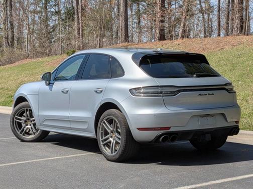 2020 Porsche Macan 