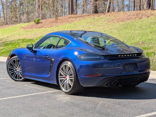2025 Porsche 718 Cayman 