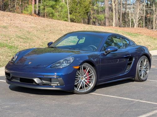 2025 Porsche 718 Cayman 