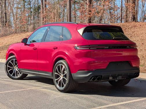 2025 Porsche Cayenne 