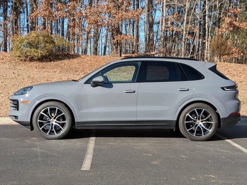 2024 Porsche Cayenne 