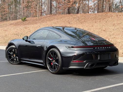2025 Porsche 911 