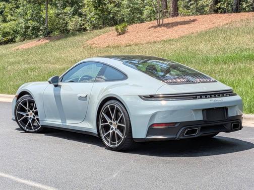 Shade Green Metallic 2025 Porsche 911