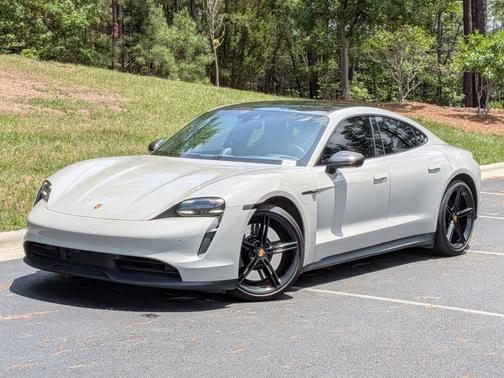 Chalk 2023 Porsche Taycan