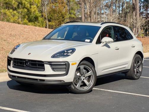 Chalk 2025 Porsche Macan
