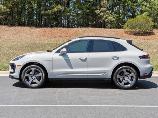 Chalk 2025 Porsche Macan