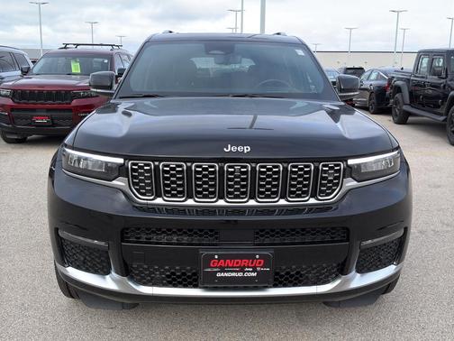 2022 Jeep Grand Cherokee L Summit
