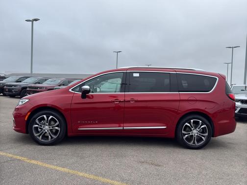 2026 Chrysler Pacifica Pinnacle