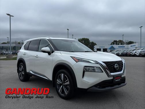 2021 Nissan Rogue SL